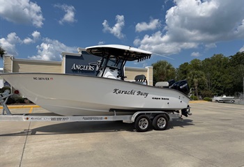 2022 Cape Horn 24XS Boat